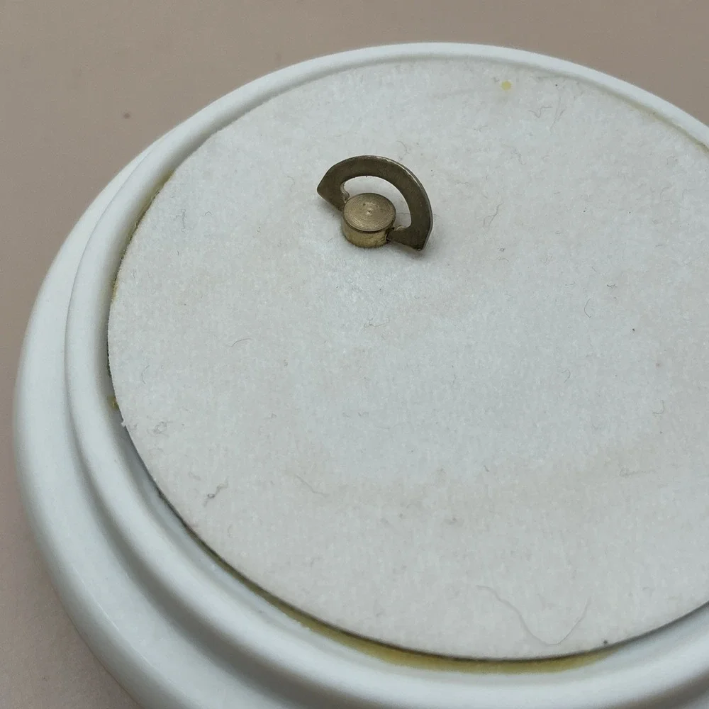 Vintage SFMBC Embossed White Rose Floral Musical Jewelry/Trinket Box 